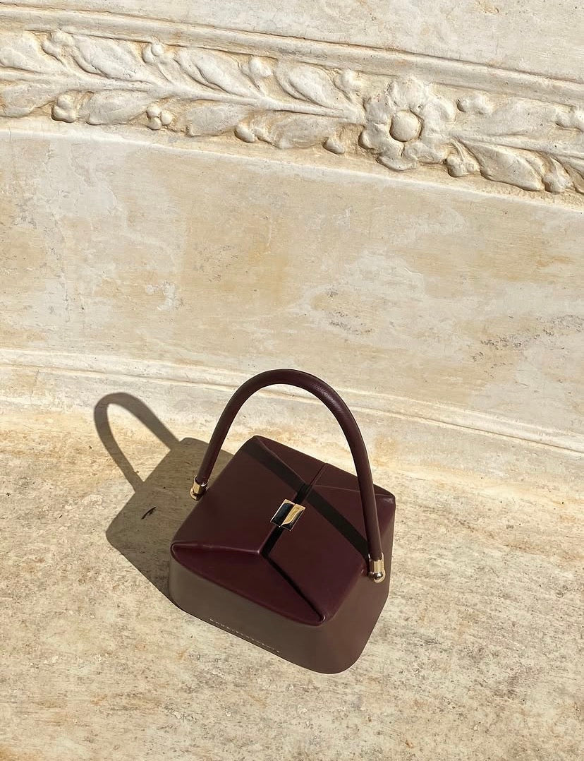 Bolsa Shiu Marrom - Gabriela Sakate