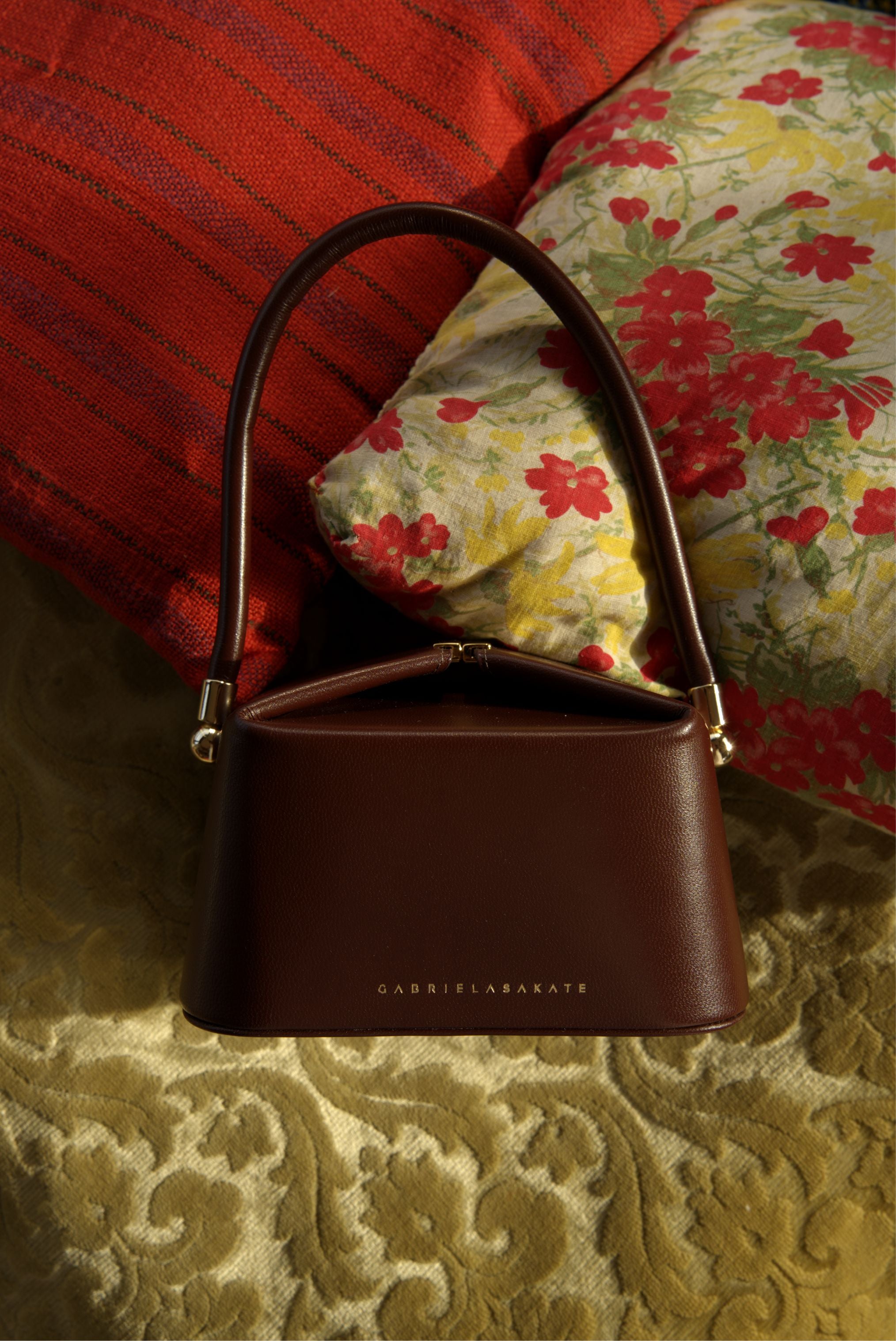 Bolsa Shiu Marrom - Gabriela Sakate